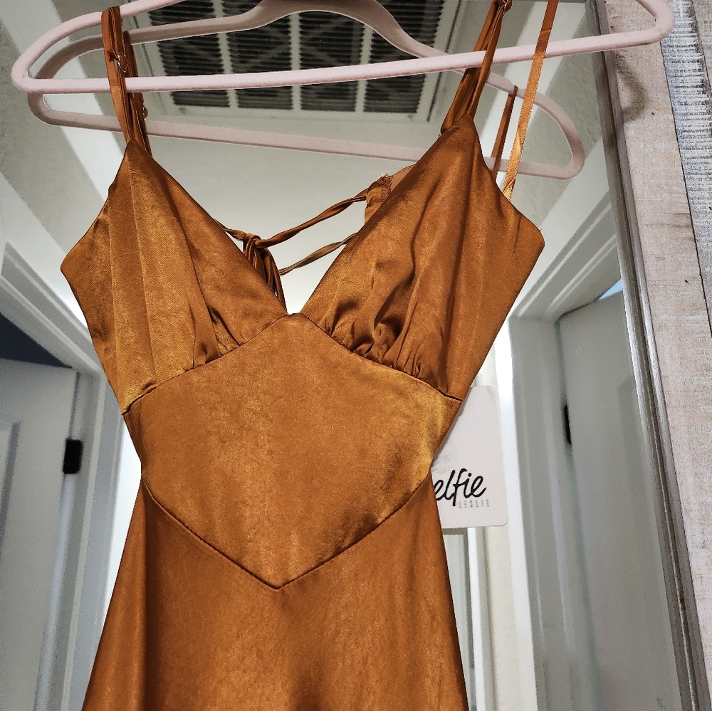 City Lights Cut-Out Waist Strappy Back Midi Dress Bronze - Picture 8 of 11